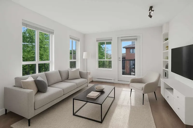 301 553 FOSTER AVENUE - photo 1 of 25