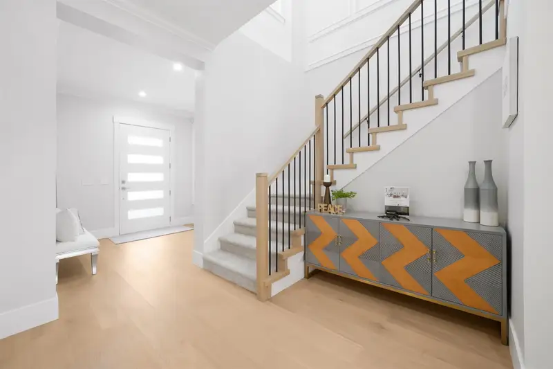 6923 205 STREET - photo 4 of 25