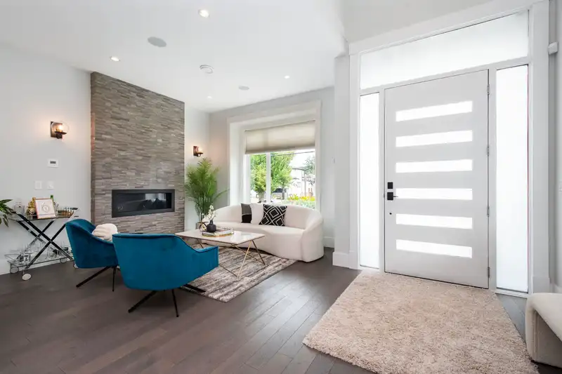 917 SPERLING AVENUE - photo 2 of 40