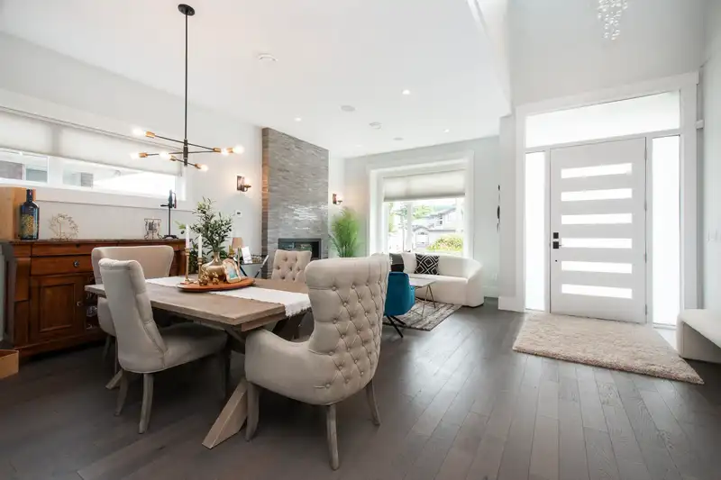 917 SPERLING AVENUE - photo 3 of 40