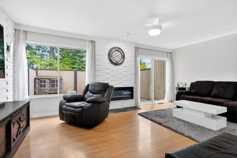 32 3015 TRETHEWEY STREET - photo 4 of 38