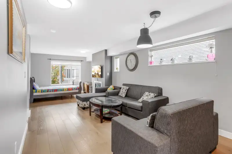 84 15155 62A AVENUE - photo 4 of 27