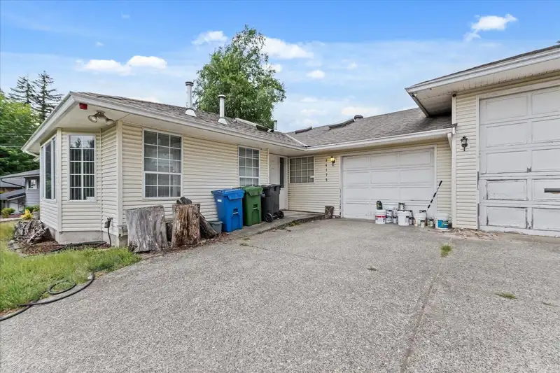 34175 OLD YALE ROAD - photo 2 of 35