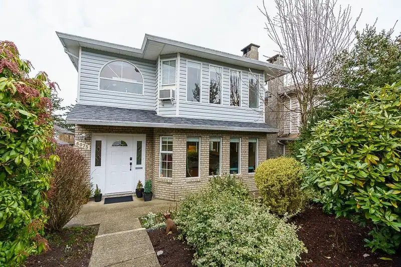 6075 BURNS STREET - photo 1 of 40
