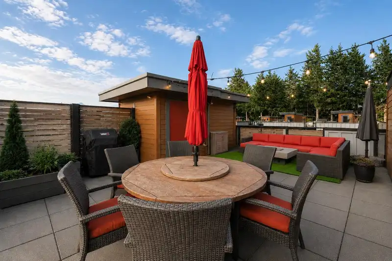 20 39769 GOVERNMENT ROAD - photo 2 of 37
