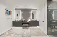 2051 W KING EDWARD AVENUE - thumbnail 5