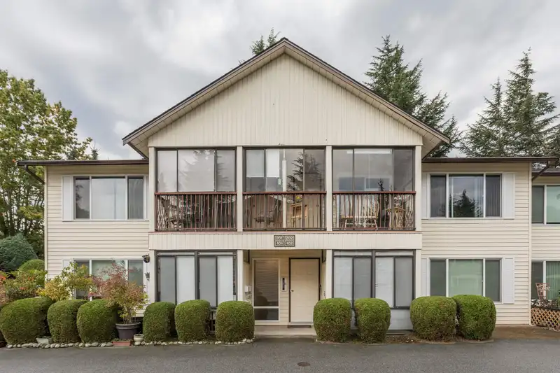 201 2853 BOURQUIN CRESCENT - photo 1 of 28