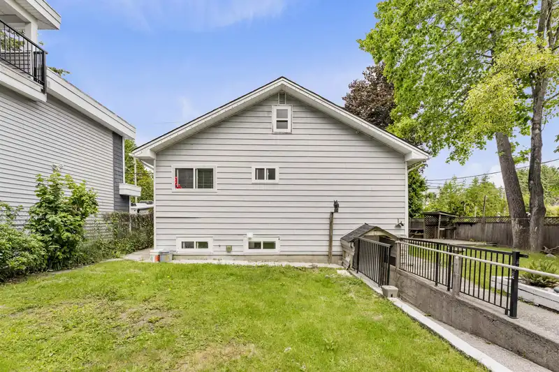 1593 STEVENS STREET - photo 4 of 8