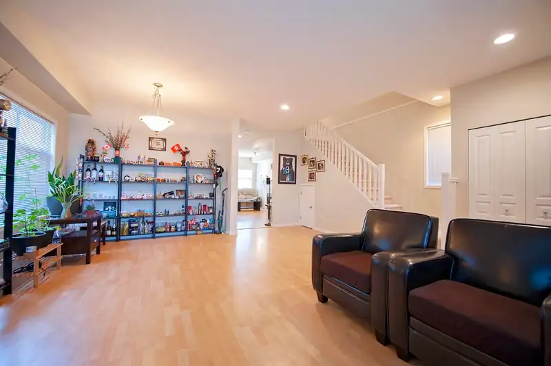 10526 ODLIN ROAD - photo 4 of 23