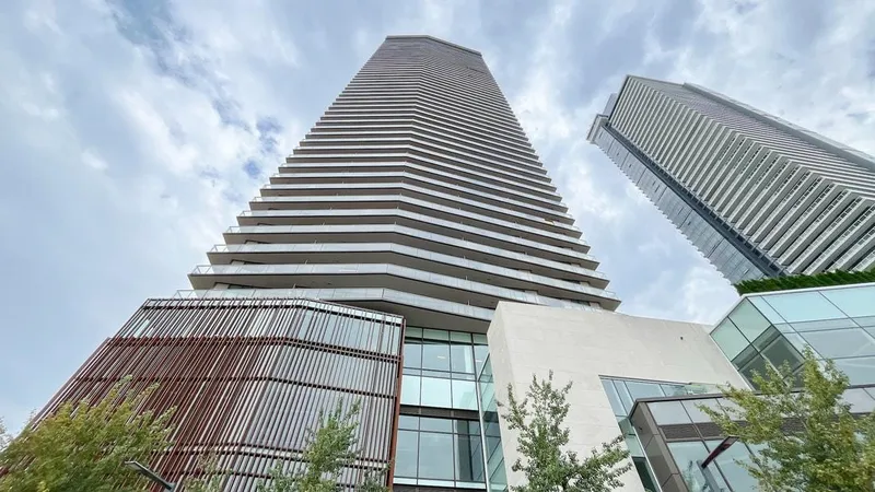 4911 4650 BRENTWOOD BOULEVARD - photo 2 of 16