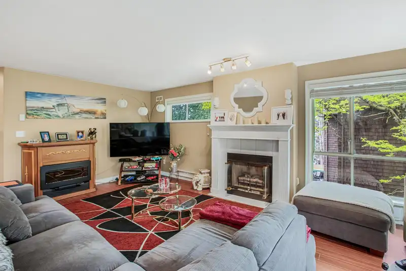 11 33682 MARSHALL ROAD - photo 3 of 30