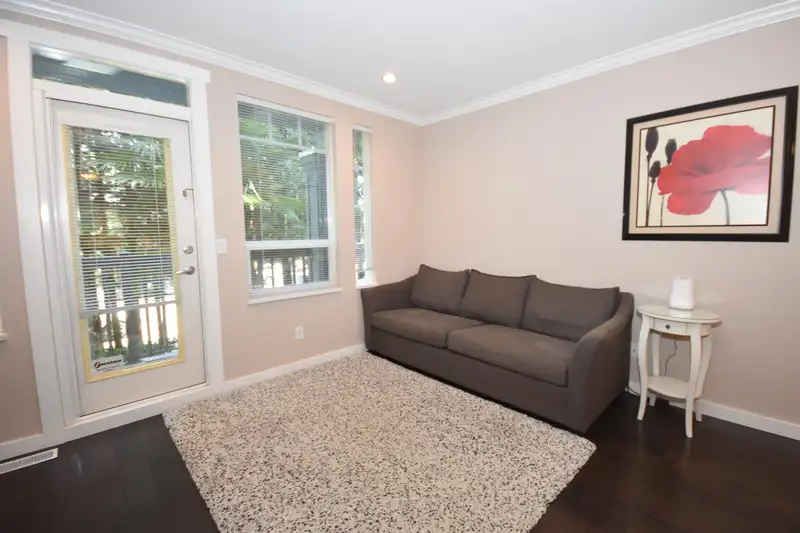 6 4787 57 STREET - photo 4 of 40
