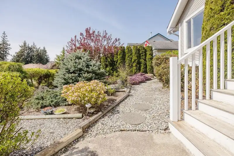 6308 JASPER ROAD - photo 2 of 27