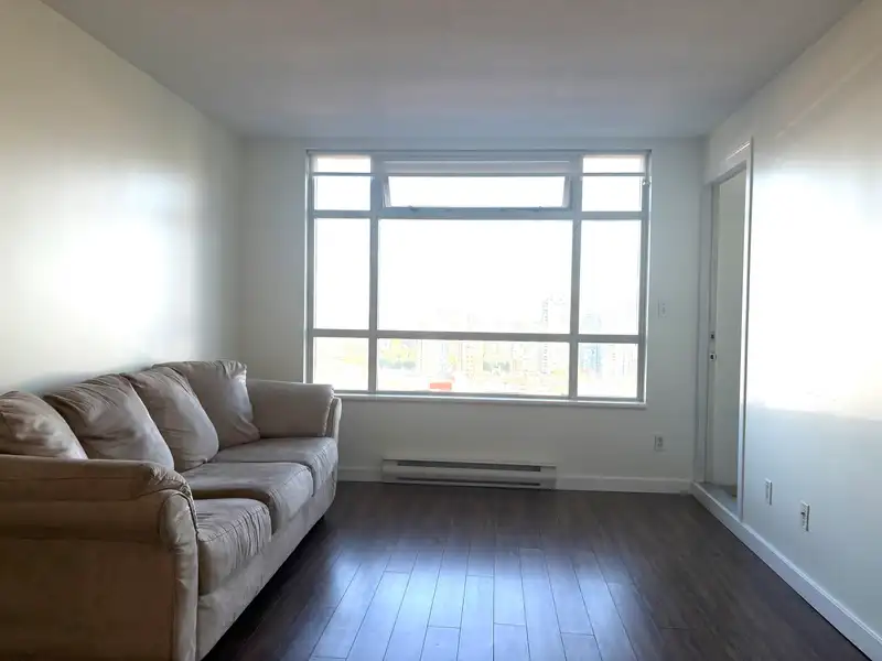 2308 438 SEYMOUR STREET - photo 4 of 5