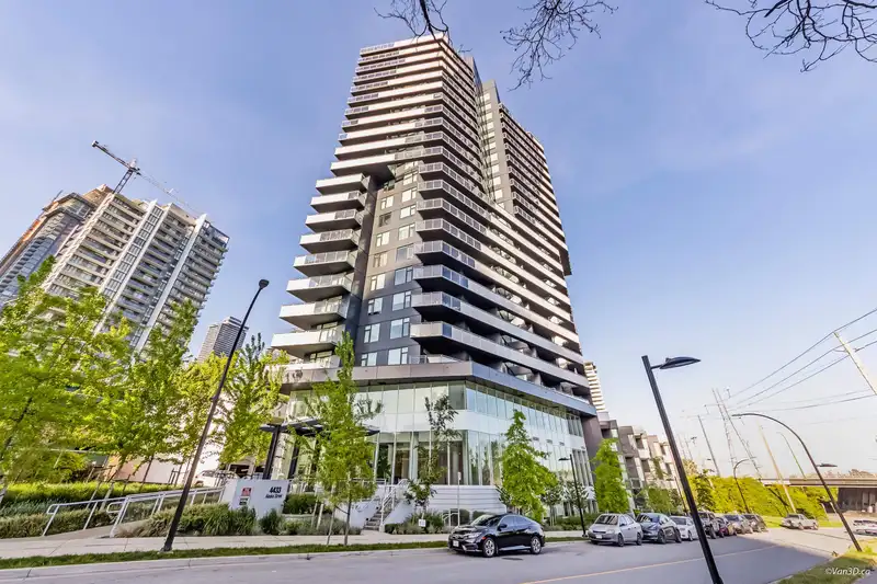 1304 4433 ALASKA STREET - photo 1 of 40