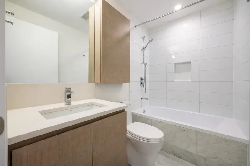 3903 2186 GILMORE AVENUE - photo 4 of 11