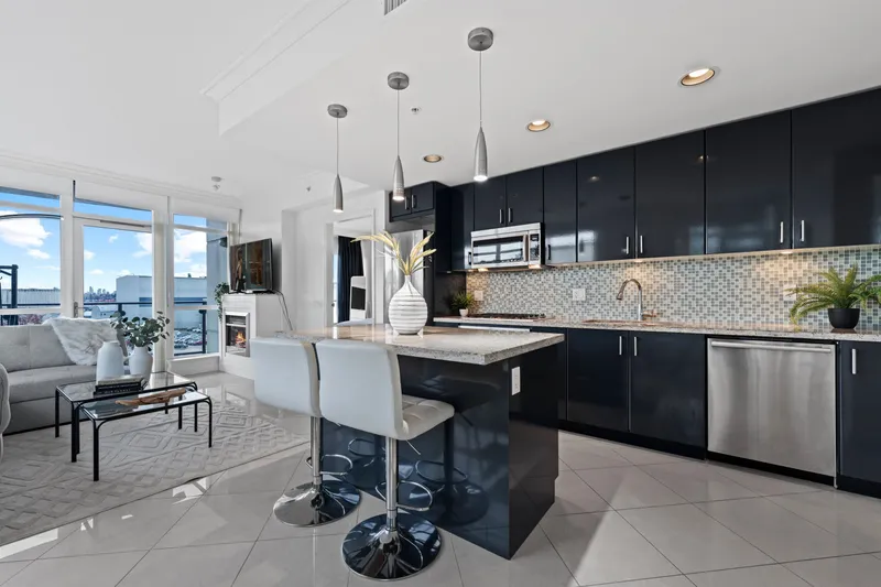 502 172 VICTORY SHIP WAY - photo 3 of 25