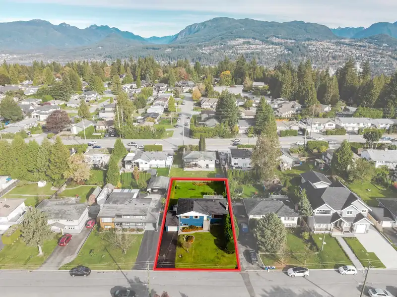 1831 GROVER AVENUE - photo 1 of 40