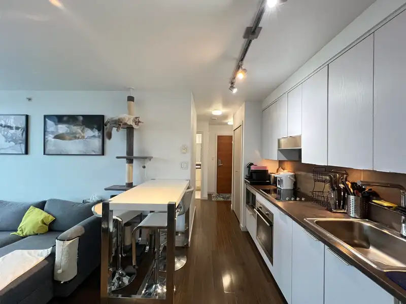 2301 161 W GEORGIA STREET - photo 4 of 33
