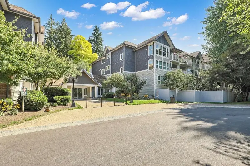 309 9626 148 STREET - photo 2 of 21