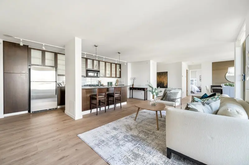 2403 969 RICHARDS STREET - photo 4 of 21