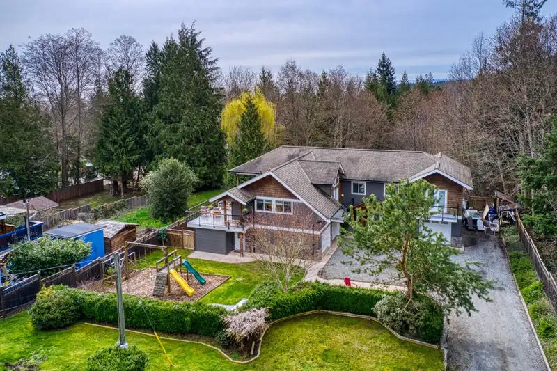 6251 JASPER ROAD - photo 2 of 40