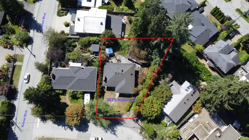 3625 HILLCREST AVENUE - photo 1 of 3