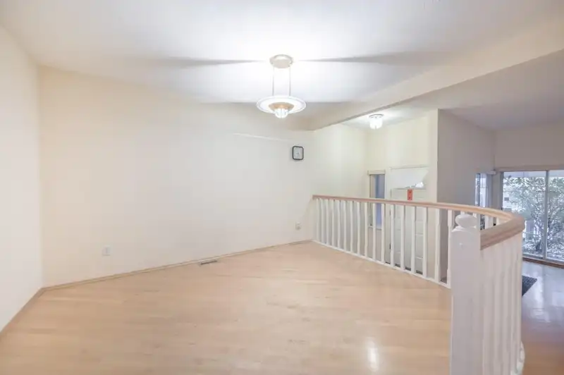 7679 MANITOBA STREET - photo 4 of 23