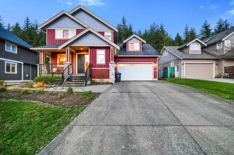 38618 CHERRY DRIVE - photo 1 of 36