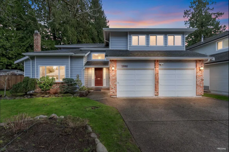 1898 SOUTHMERE CRESCENT - photo 3 of 25