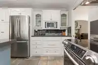 5677 185 STREET - thumbnail 12