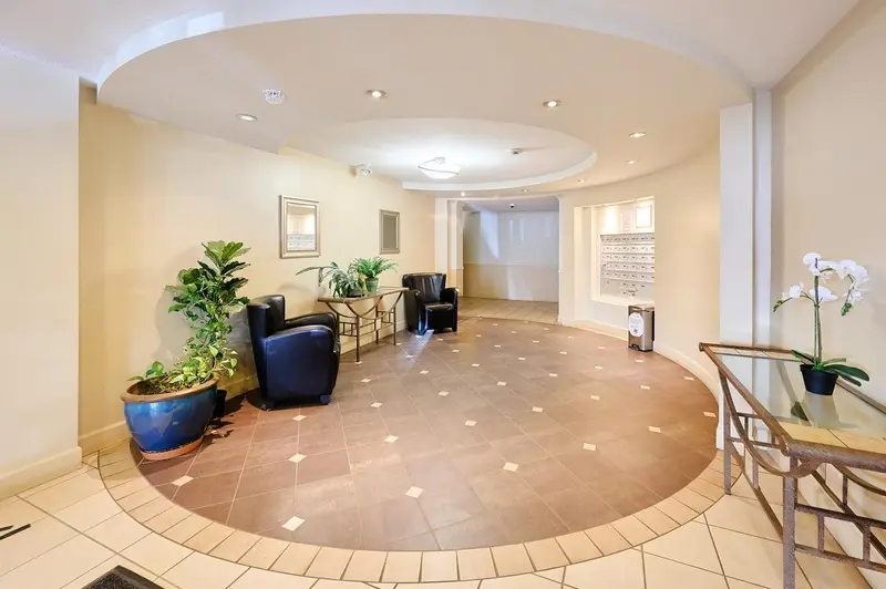 105 2226 W 12TH AVENUE - photo 2 of 25