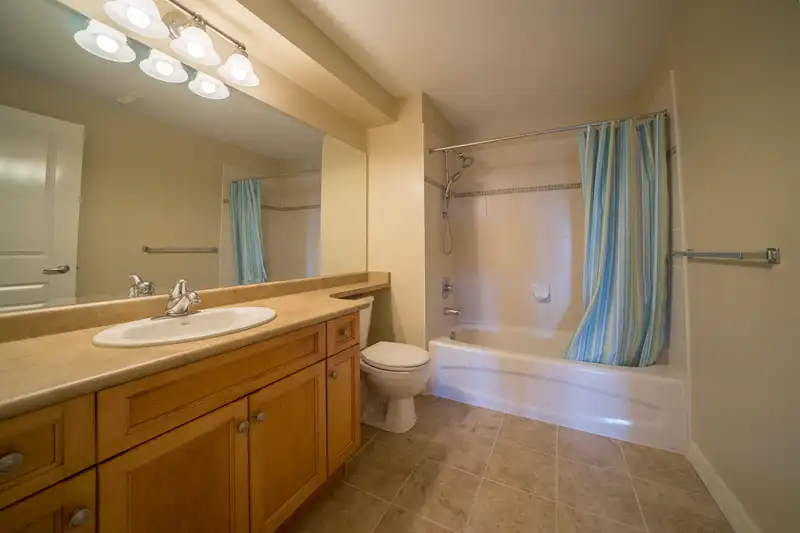 112 MAPLE DRIVE - photo 4 of 19