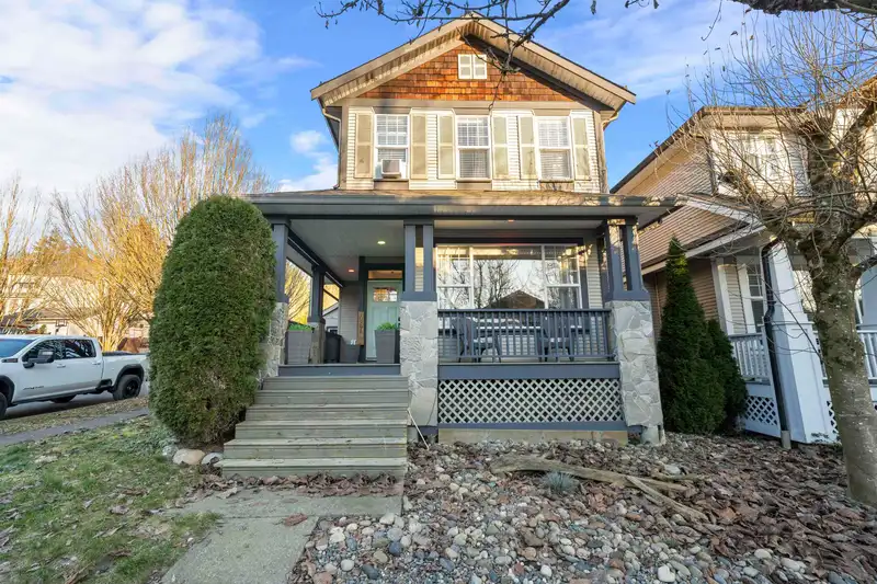 10296 243A STREET - photo 2 of 28