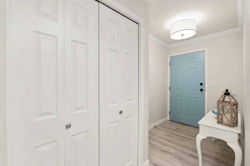 103 1280 MERKLIN STREET - photo 2 of 31