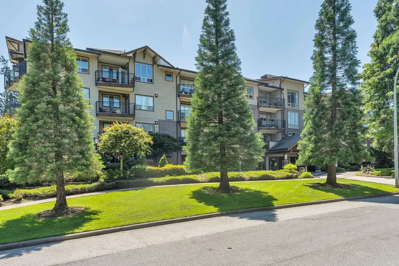 405 16068 83 AVENUE AVENUE - photo 4 of 25