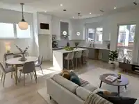 7719 117 STREET - thumbnail 4