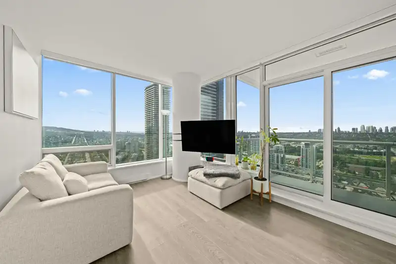 3604 4510 HALIFAX WAY - photo 1 of 37