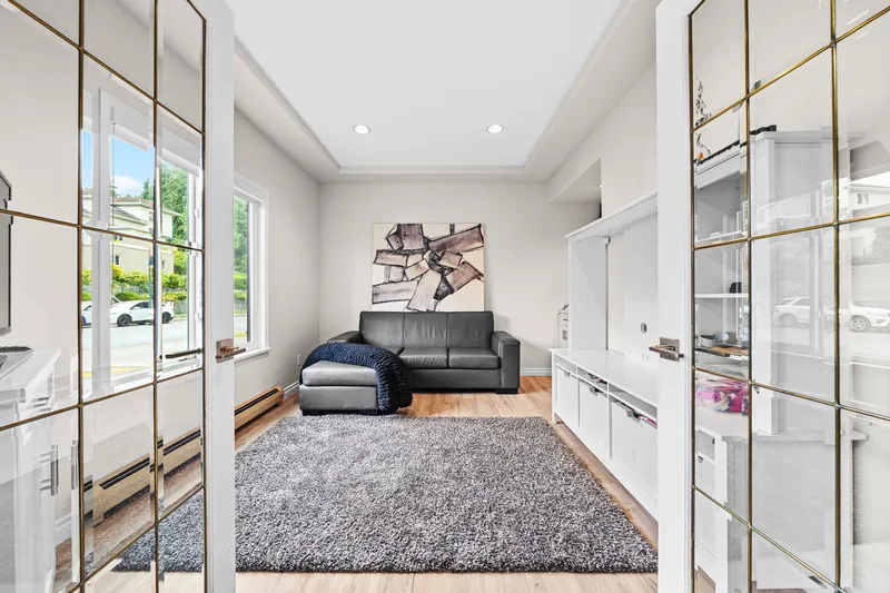 2288 LECLAIR DRIVE - photo 4 of 25