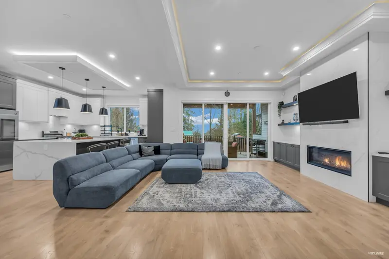 10509 MCVEETY STREET - photo 4 of 25