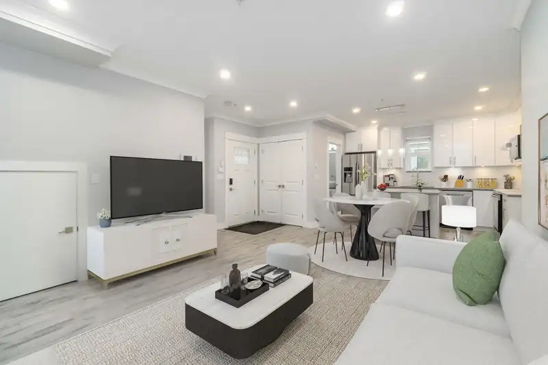 5665 KILLARNEY STREET - photo 2 of 30
