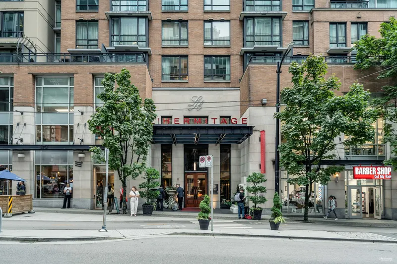 803 788 RICHARDS STREET - photo 1 of 17