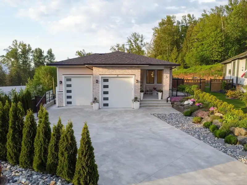 3 8295 NIXON ROAD - photo 4 of 40