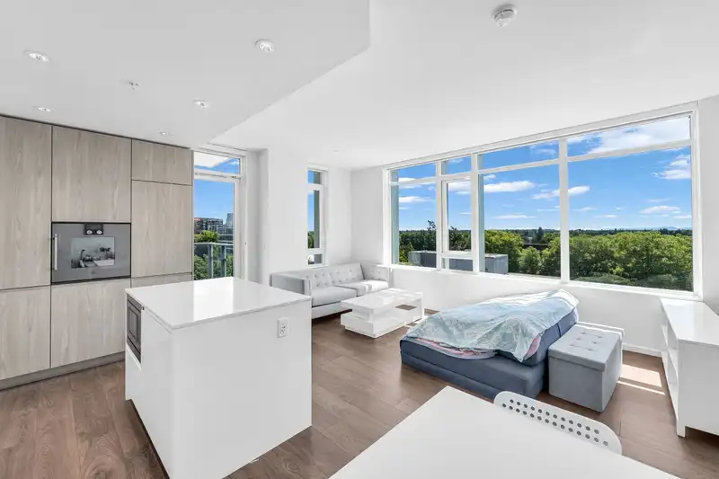 902 6808 MINORU BOULEVARD - photo 3 of 24