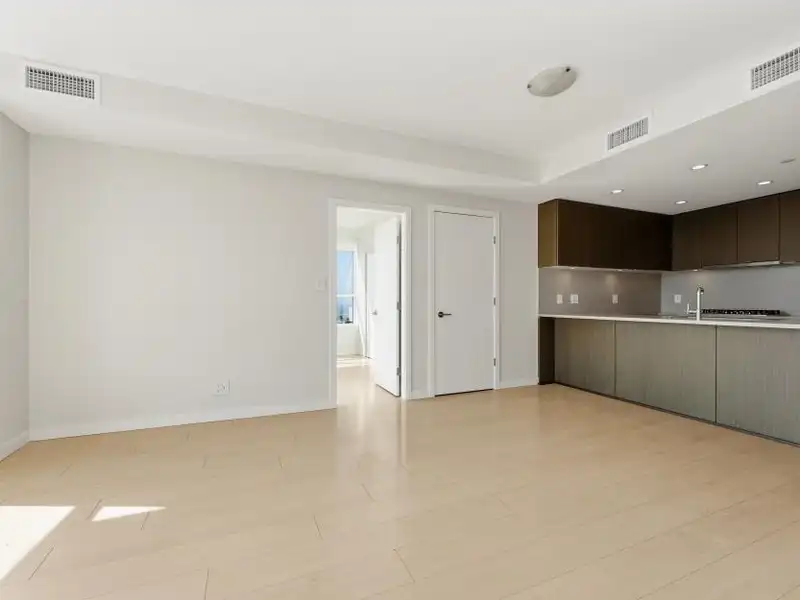 1702 125 14TH STREET - photo 4 of 38