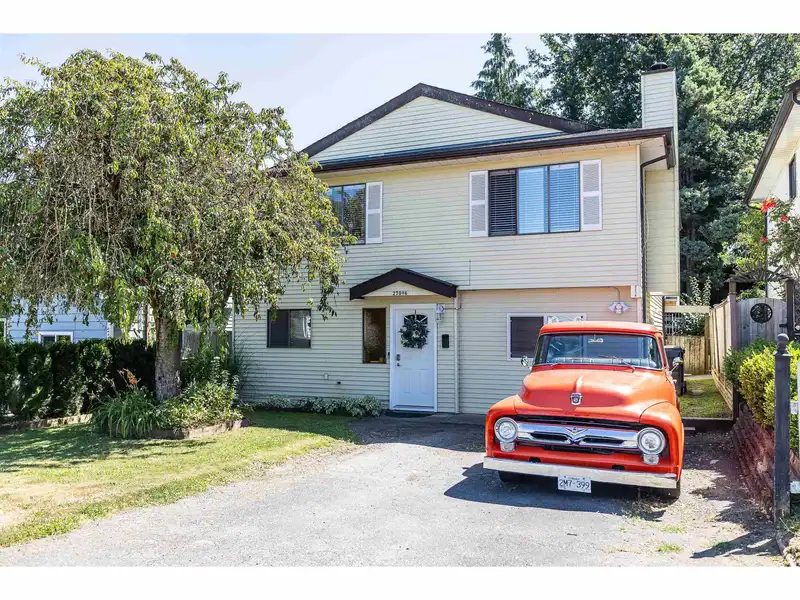 27096 34 AVENUE - photo 1 of 36