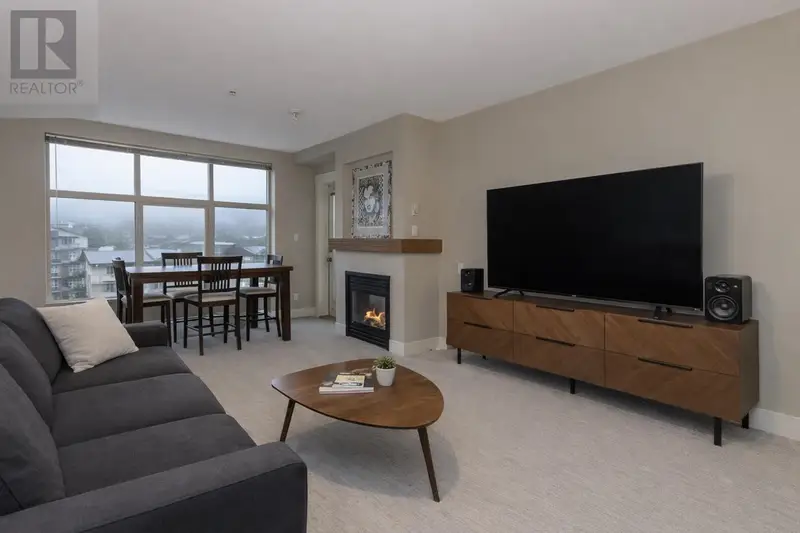 402 1211 VILLAGE GREEN WAY - photo 2 of 12