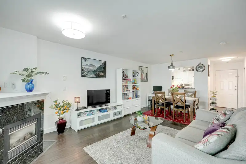 111 14885 100 AVENUE - photo 3 of 27