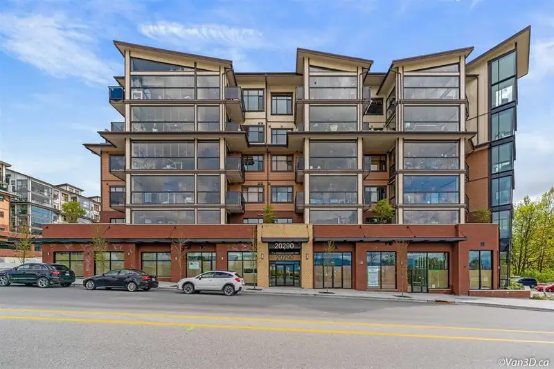 606 20290 86 AVENUE - photo 1 of 10