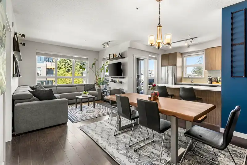 502 9168 SLOPES MEWS - photo 3 of 39